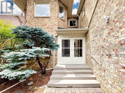 7 Cummings Court, Markham, ON - Outdoor