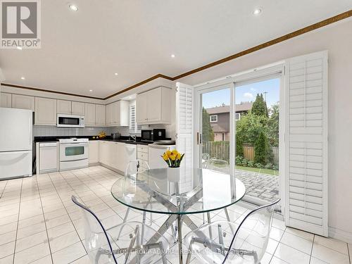 7 Cummings Court, Markham, ON - Indoor Photo Showing Kitchen