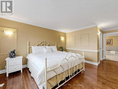 7 Cummings Court, Markham, ON - Indoor Photo Showing Bedroom