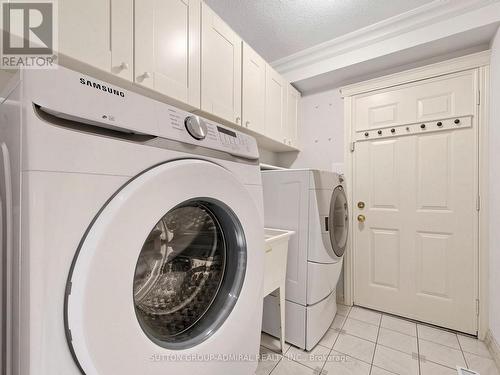 7 Cummings Court, Markham, ON - Indoor Photo Showing Laundry Room