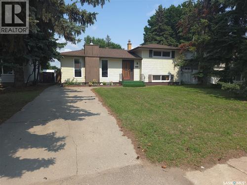 2509 Taylor Street, Saskatoon, SK - Outdoor