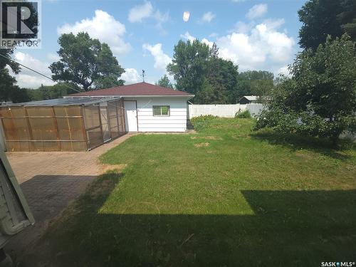 2509 Taylor Street, Saskatoon, SK - Outdoor