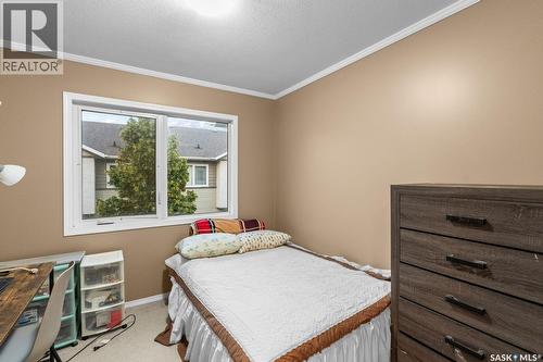 1002 715 Hart Road, Saskatoon, SK - Indoor Photo Showing Bedroom