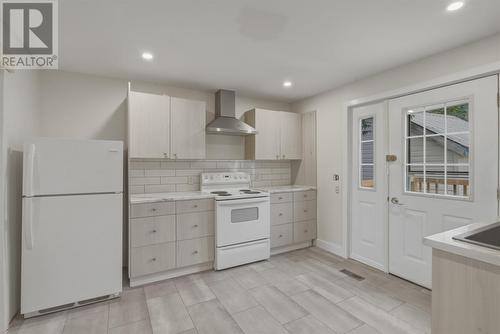 151 Prentice Ave, Sault Ste. Marie, ON - Indoor Photo Showing Kitchen