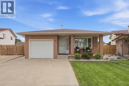 3375 DOLPHIN COURT  Windsor, ON N8R 2G7