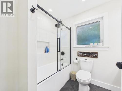 2158 Roberts Road, Powell River, BC - Indoor Photo Showing Bathroom