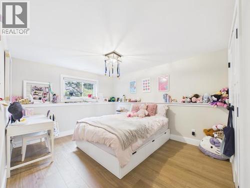 2158 Roberts Road, Powell River, BC - Indoor Photo Showing Bedroom