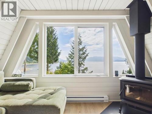 2158 Roberts Road, Powell River, BC - 
