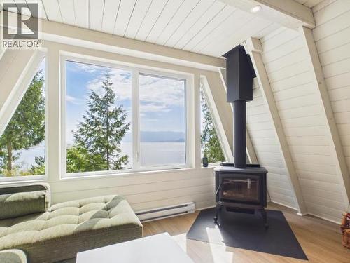 2158 Roberts Road, Powell River, BC -  With Exterior