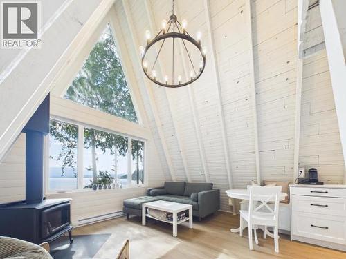2158 Roberts Road, Powell River, BC - Indoor Photo Showing Other Room