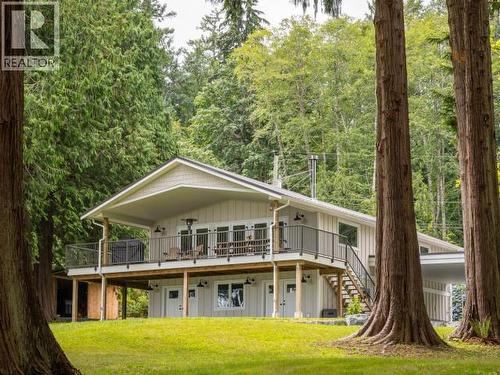 2158 Roberts Road, Powell River, BC - Outdoor With Deck Patio Veranda