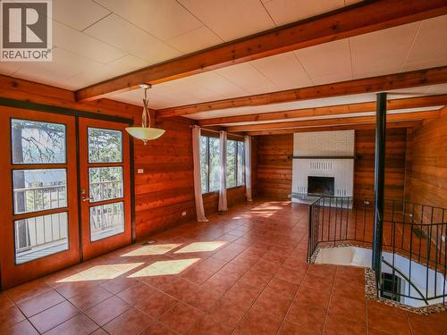 182 S Coach Road, Quesnel, BC - Indoor With Fireplace