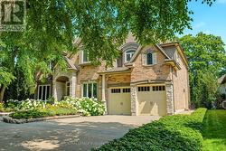 5 - 143 LAKE STREET  Grimsby, ON L3M 4M6