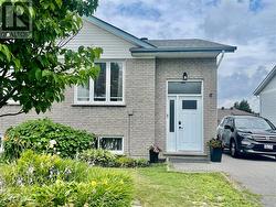 6 Oakdale Street  Garson, ON P3L 1L7