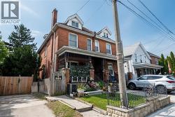 22 PICTON Street E  Hamilton, ON L8L 3W3