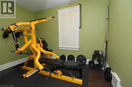 22 Picton Street E, Hamilton, ON - Indoor Photo Showing Gym Room