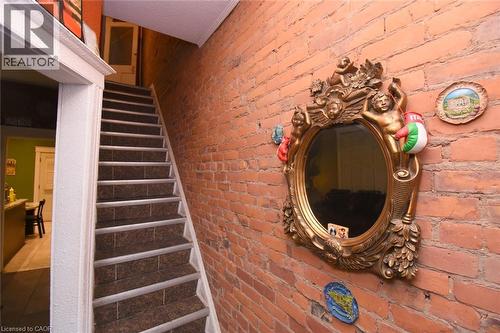 22 Picton Street E, Hamilton, ON - Indoor Photo Showing Other Room
