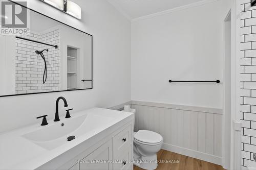 1088 Pinewood Place, Kingston (City Northwest), ON - Indoor Photo Showing Bathroom