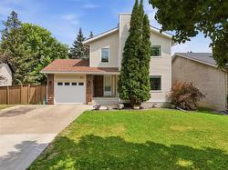 67 Ashford Drive  Winnipeg, MB R2N 1K7