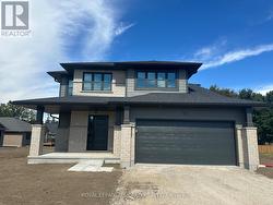 18 HAWKS GATE Central Elgin, ON N5R 0R2