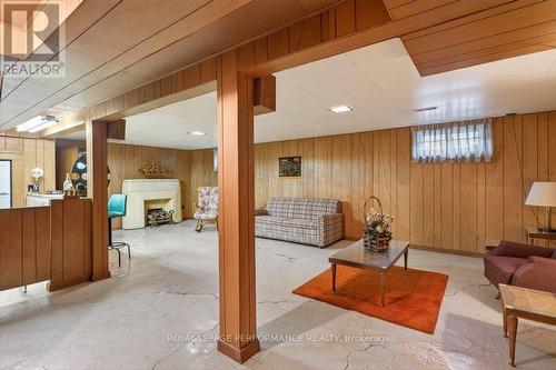 2184 Melfort Street, Ottawa, ON - Indoor