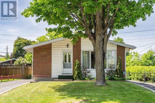 2184 Melfort Street, Ottawa, ON - Outdoor