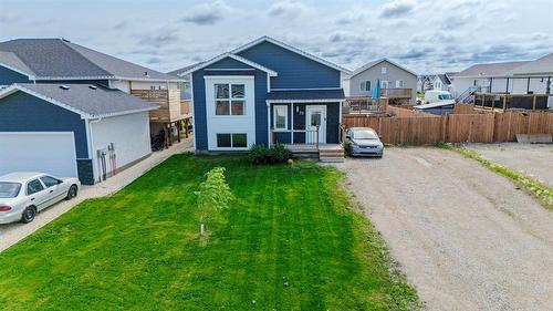 73 York Crescent  Steinbach, MB R5G 2V4