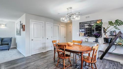 73 York Crescent, Steinbach, MB - Indoor Photo Showing Dining Room