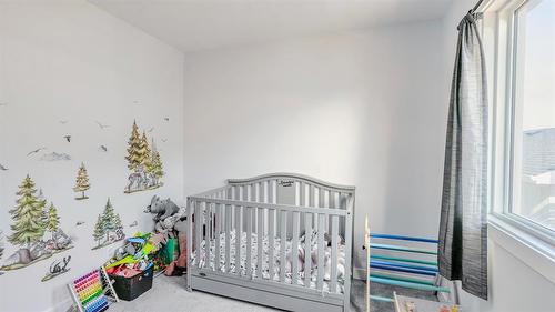 73 York Crescent, Steinbach, MB - Indoor Photo Showing Bedroom