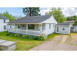 128 York ST Sackville, NB E4L 4S1