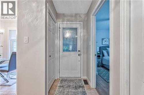 418 Sandbanks Crescent, Waterloo, ON - Indoor Photo Showing Other Room