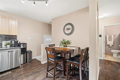 803 Day Street, Winnipeg, MB - Indoor Photo Showing Dining Room