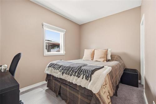Bedroom - 803 Day Street, Winnipeg, MB - Indoor Photo Showing Bedroom