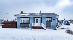 480 Ch. des Caps Les Îles-De-La-Madeleine, QC G4T 2S6