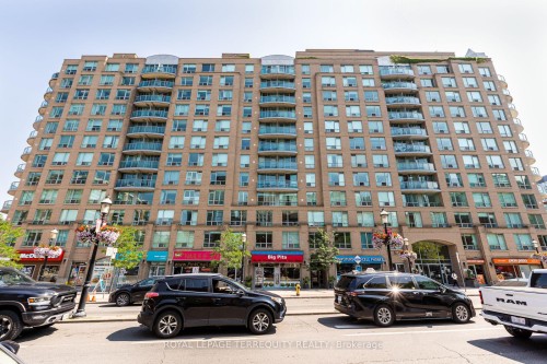 513-109 Front Street E, Toronto, ON - Outdoor With Facade