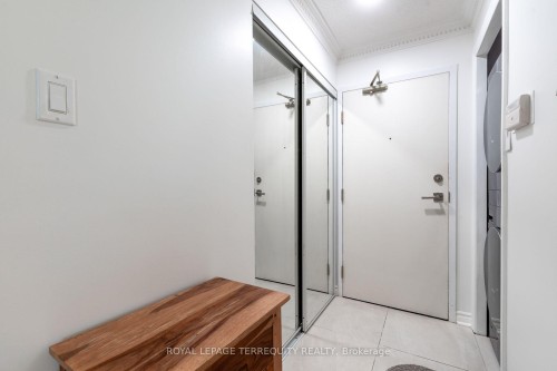 513-109 Front Street E, Toronto, ON - Indoor Photo Showing Other Room