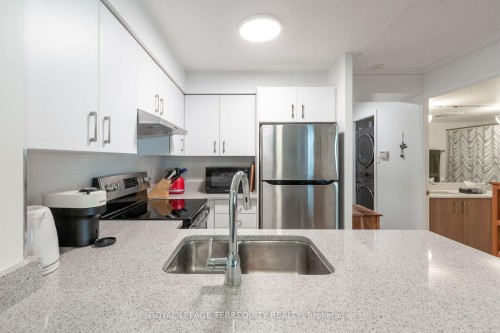 513-109 Front Street E, Toronto, ON - Indoor Photo Showing Kitchen With Stainless Steel Kitchen With Double Sink