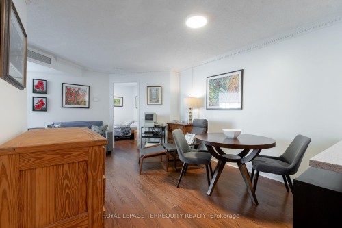 513-109 Front Street E, Toronto, ON - Indoor Photo Showing Dining Room