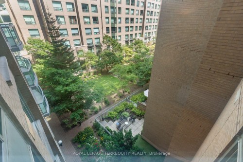 513-109 Front Street E, Toronto, ON - Outdoor