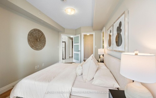 706-53 Arthur Street S, Guelph, ON - Indoor Photo Showing Bedroom
