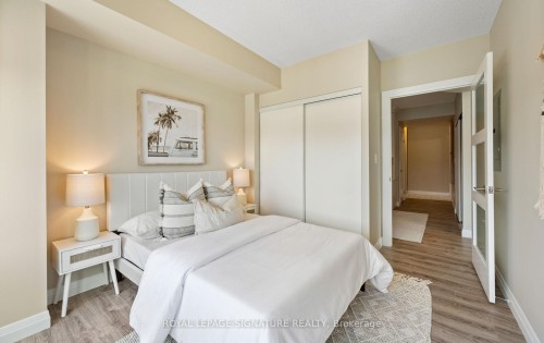 706-53 Arthur Street S, Guelph, ON - Indoor Photo Showing Bedroom
