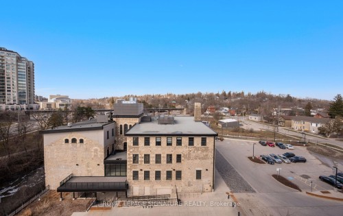 706-53 Arthur Street S, Guelph, ON - Outdoor