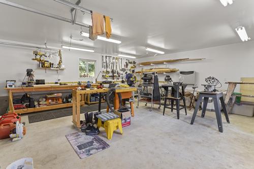 13532 Mountain Shores Road, Boswell, BC - Indoor