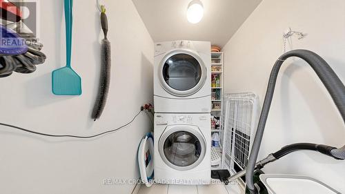 656 - 23 Cox Boulevard, Markham, ON - Indoor Photo Showing Laundry Room