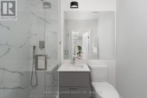 167 Sammon Avenue, Toronto, ON - Indoor Photo Showing Bathroom
