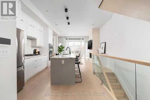 167 Sammon Avenue, Toronto, ON - Indoor Photo Showing Kitchen