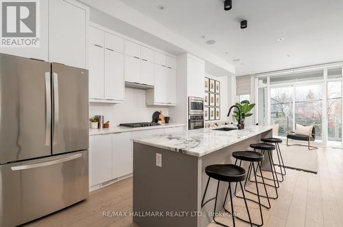 167 Sammon Avenue, Toronto, ON - Indoor Photo Showing Kitchen With Upgraded Kitchen