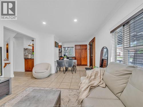4891 Seminole, Windsor, ON - Indoor