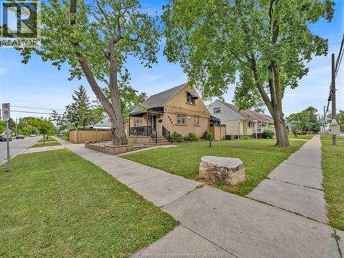 4891 Seminole, Windsor, ON - Outdoor