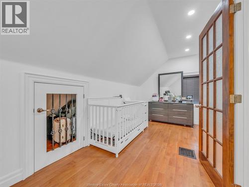 4891 Seminole, Windsor, ON - Indoor